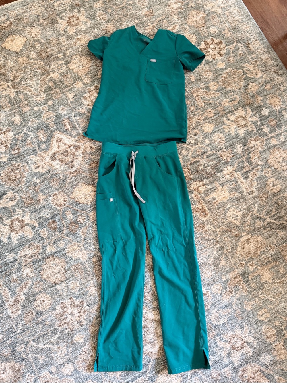 Women’s Figs Scrubs: Forest Green